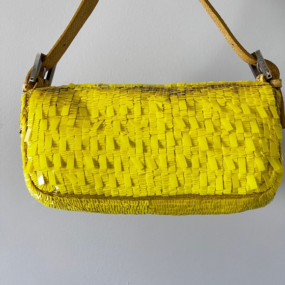 Sod! Vintage FENDI bright yellow sequin baguette - Picture 2 of 7